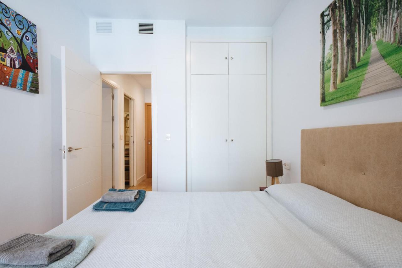 Appartement Apartamento Estelar Con Piscina Y Garaje Nervion à Séville Extérieur photo