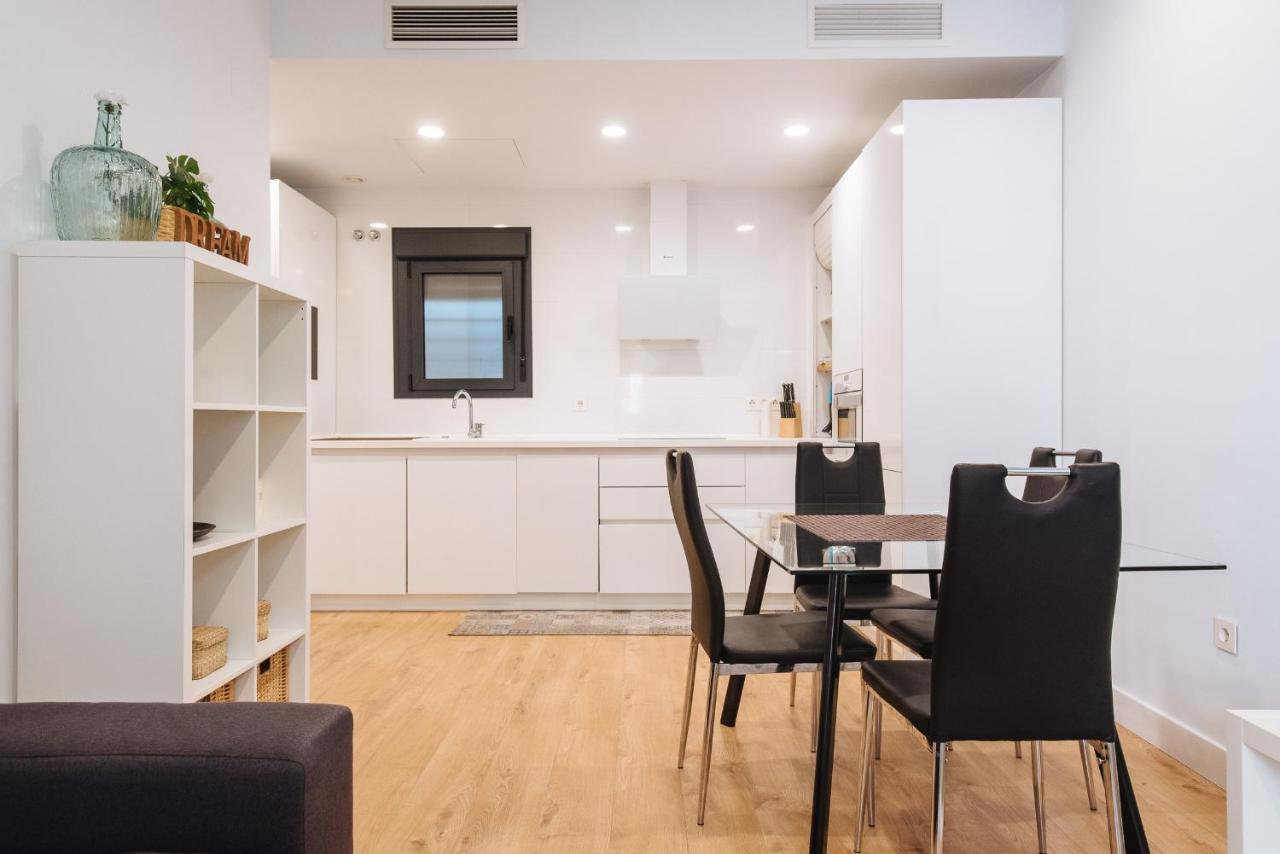 Appartement Apartamento Estelar Con Piscina Y Garaje Nervion à Séville Extérieur photo
